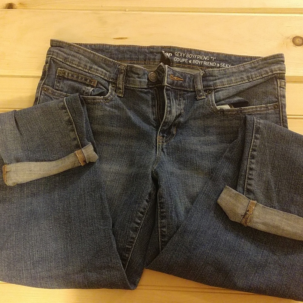 **GAP jeans**